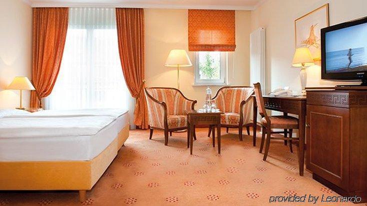 Victor'S Residenz-Hotel Erfurt Quarto foto